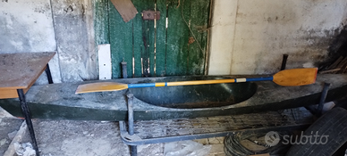 Canoa monoposto in vetroresina