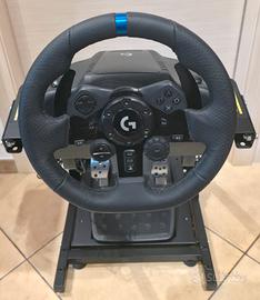 Volante Logitech G923 con pedaliera e supporto