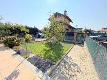 VILLA SINGOLA A SAN MAURIZIO CANAVESE