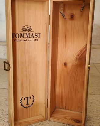 scatola di legno per vini pregiati