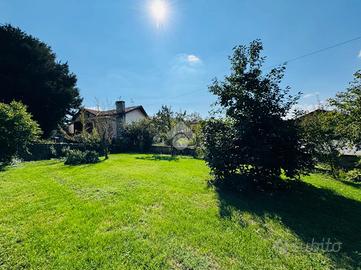 CASA SEMINDIPENDENTE A RIVOLI