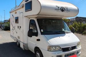 Camper mansardato 