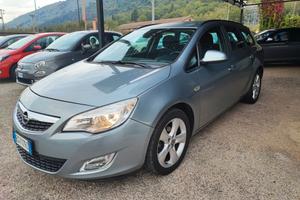 Opel Astra 1.6 115CV Sports Tourer Cosmo