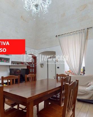 Spaziosa casa singola, con terrazza, lavanderia e
