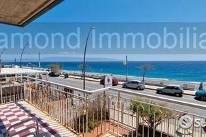 Appartamento 80 mq fronte mare a roccalumera