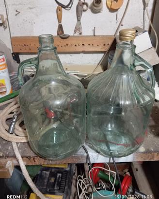 2 bottiglioni da 5 litri in vetro 