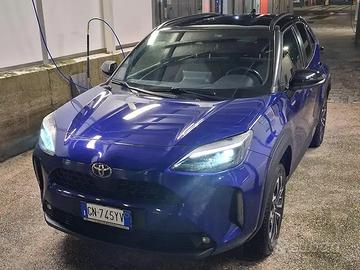 Toyota Yaris Cross ibrida NEOPATENTATI