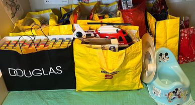 Abbigliamento e giochi per bimbo 1-3 anni