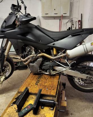 Husqvarna sm 610 anno 2008 ricambi