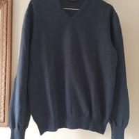 maglione da uomo blu con collo a V 