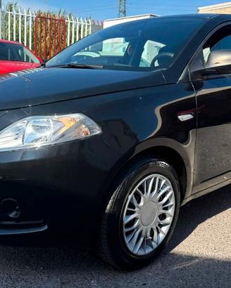 Lancia Ypsilon III 1.0 firefly hybrid Gold s&s 70c