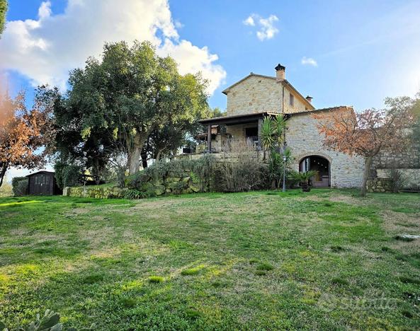 Casale con ampio giardino e vista panoramica - ...