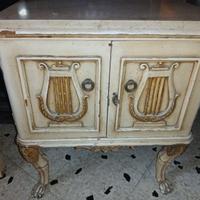 Tris d'Antiquariato Neoclassico – Sgabello