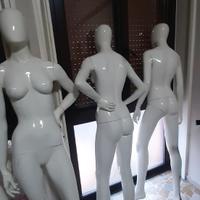 Manichini donna usati bianco lucido