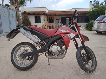 YAMAHA XT 125 X, 2005, 4 tempi