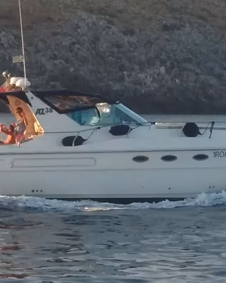 AZ38 open