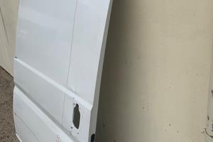 Portellone scorrevole Dx