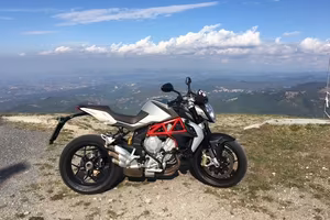  Moto MV Agusta brutale 800 