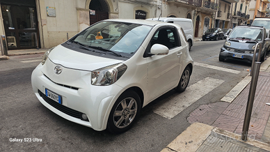 Toyota IQ 2009