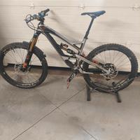 YT Capra CF Pro 2017