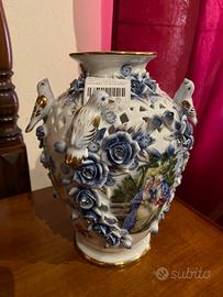 Vaso in porcellana traforata Victoria ware 20x26