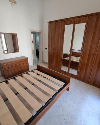 Camera da letto completa