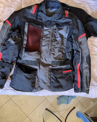 Abbigliamento moto adv