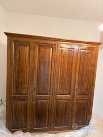 Armadio in noce 4 ante