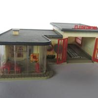 stazione di servizio, marca Faller