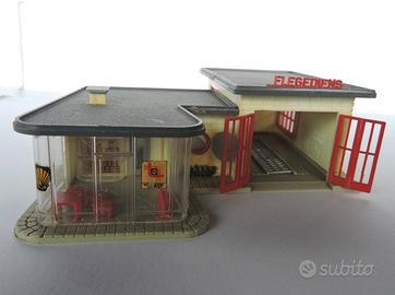 stazione di servizio, marca Faller