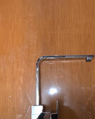 miscelatore alto girevole 