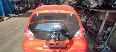 TOYOTA AYGO 2005 PORTELLONE POSTERIORE