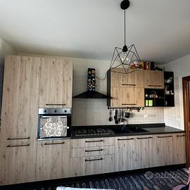 Cucina 4mt color Quercia/Nero (Stile Urban)