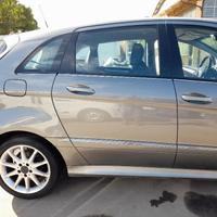 PORTA POST. DX. MERCEDES CLASSE B «W245» (2006)