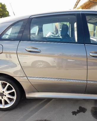 PORTA POST. DX. MERCEDES CLASSE B «W245» (2006)