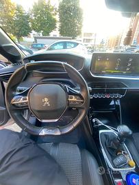 Peugeot 208 1.5 hdi
