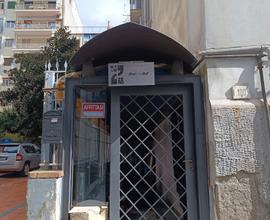 Locale Commerciale con Doppio Livello