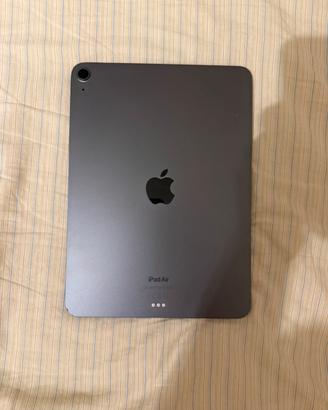 Ipad Air 5 (M1) 64GB Grigio + Smart Keyboard