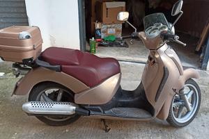 Scarabeo Leonardo 150cc