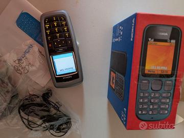 Cellulare  NOKIA  100 senza cover posteriore