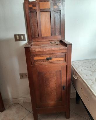 Como con specchiera e due comodini 1920/30