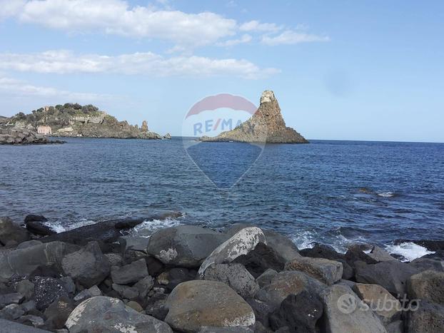 Appartamento - Aci Castello