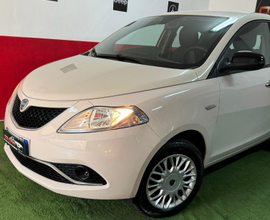 Lancia y versione eco chic restyling