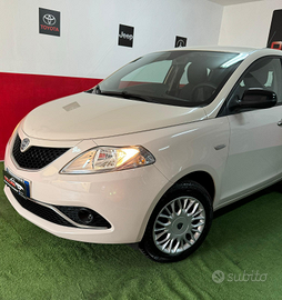 Lancia y versione eco chic restyling