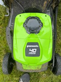 Tagliaerbe  Greenworks semovente con lama 46cm
