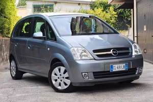 Opel Meriva 1.6 BENZINA 100cv COSMO / Neop.