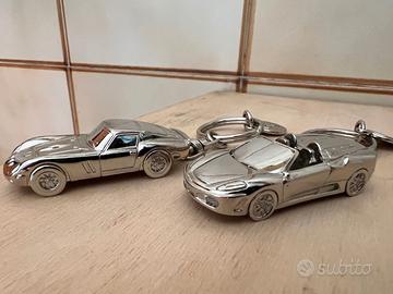 Due portachiavi Cromo Ferrari/Shell Luxury
