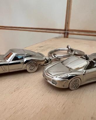 Due portachiavi Cromo Ferrari/Shell Luxury
