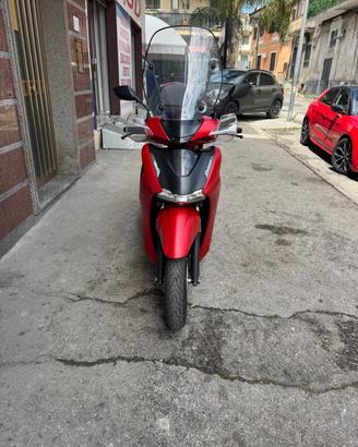 Honda SH 350 Sport