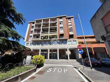 3 LOCALI A MAGENTA